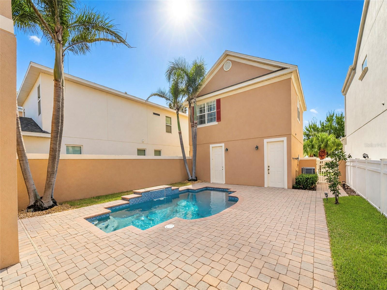 7526 Excitement Dr Property Photo 18