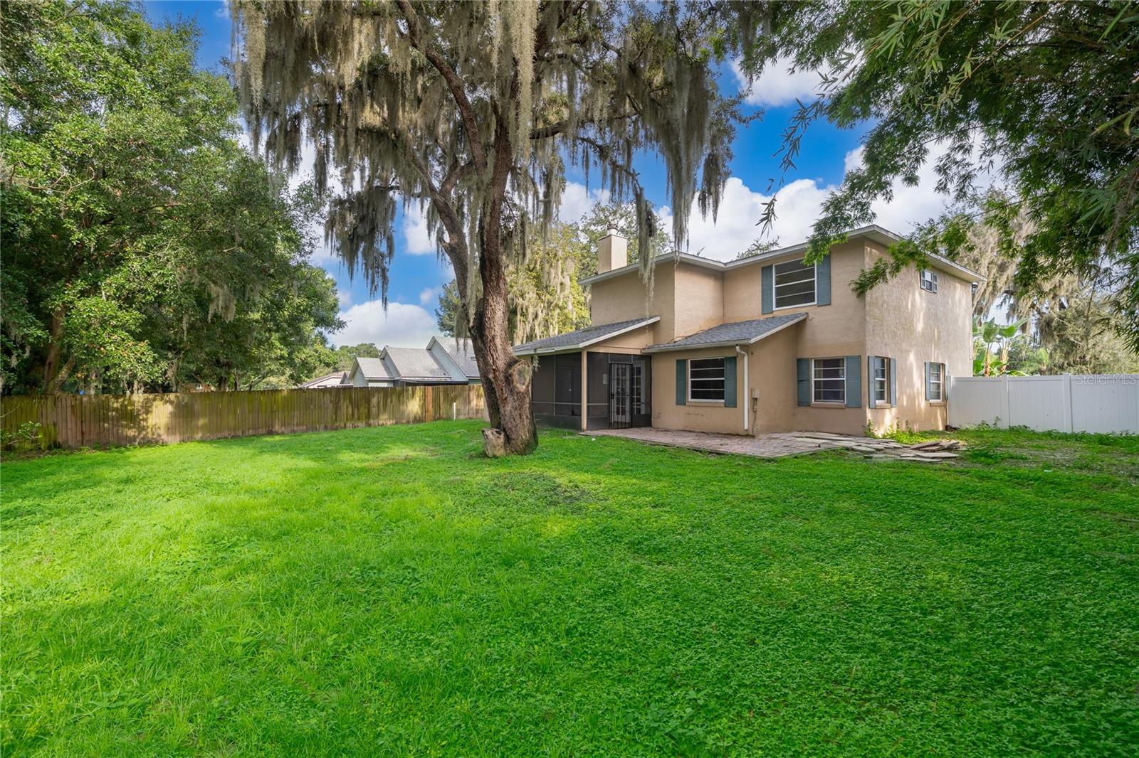 1588 Cypress Woods Cir Property Photo 23