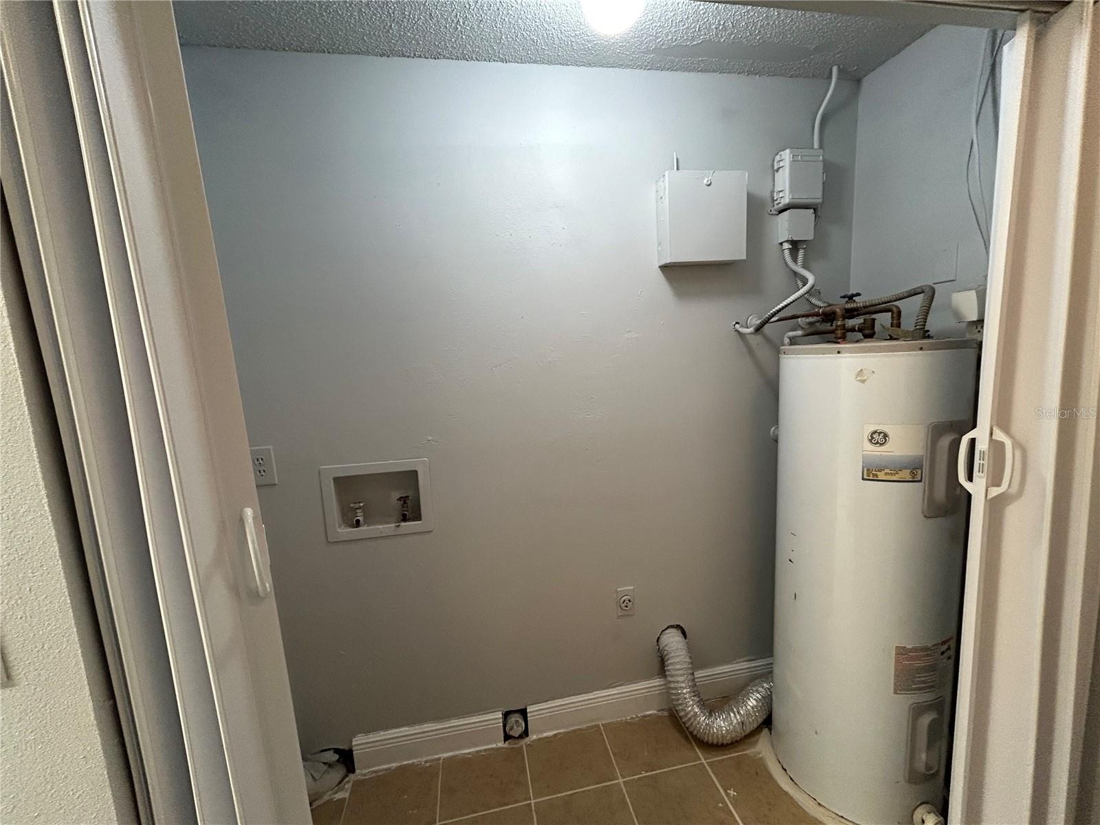 4639 N Pine Hills Rd #108 Property Photo 13