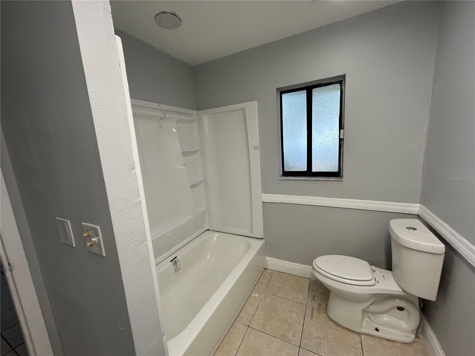 4639 N Pine Hills Rd #108 Property Photo 18