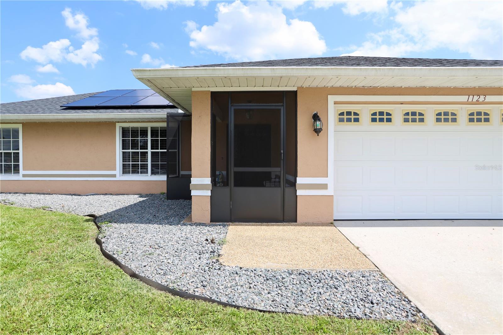 1123 ANNE ELISA CIR Property Photo 1
