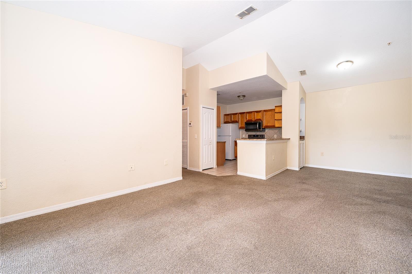 6141 Metrowest Blvd #305 Property Photo 7