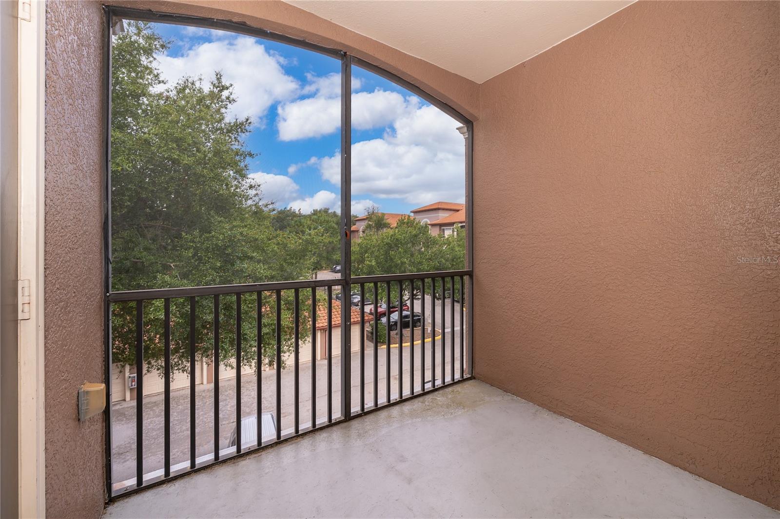 6141 Metrowest Blvd #305 Property Photo 14