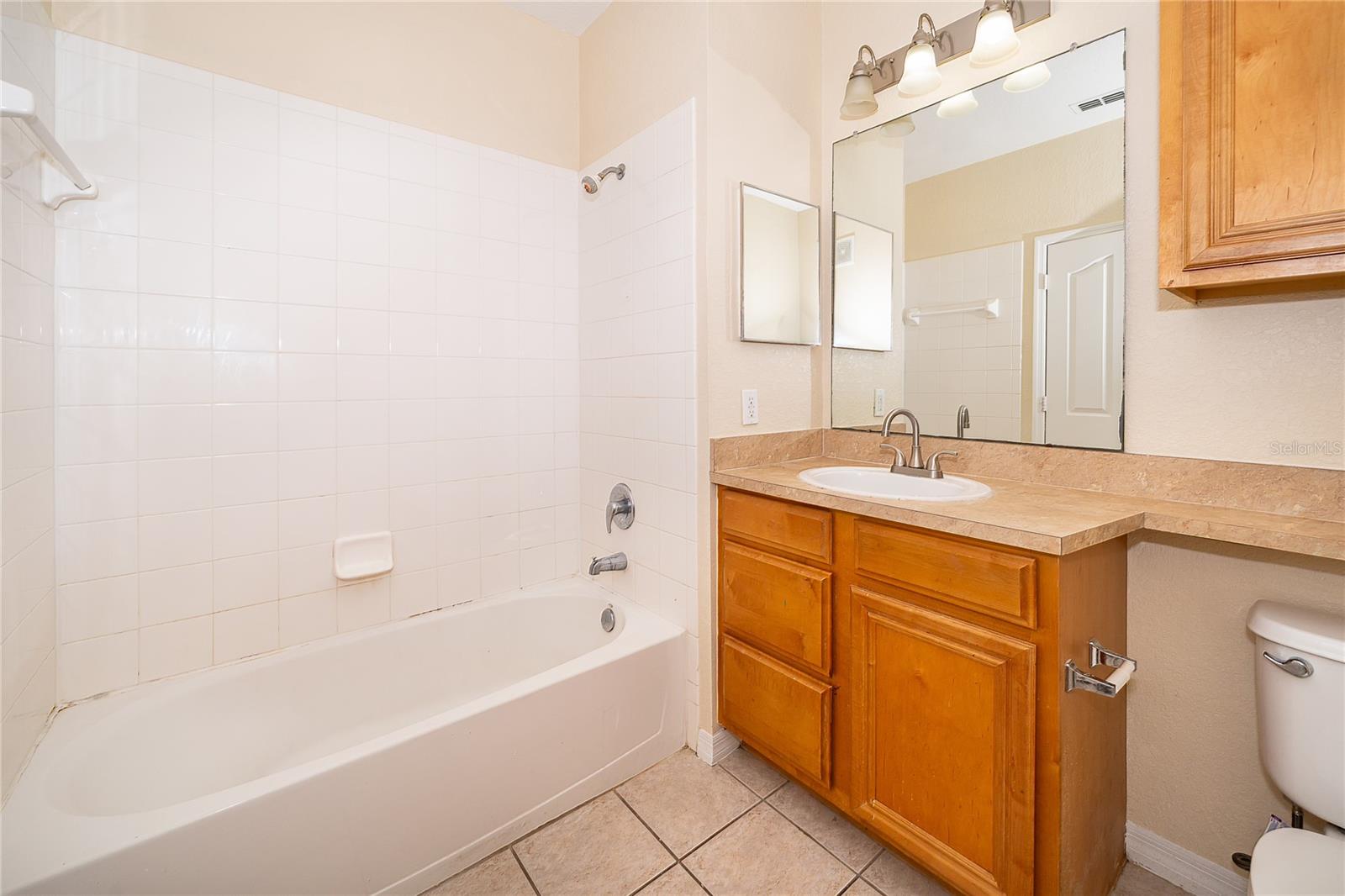 6141 Metrowest Blvd #305 Property Photo 16