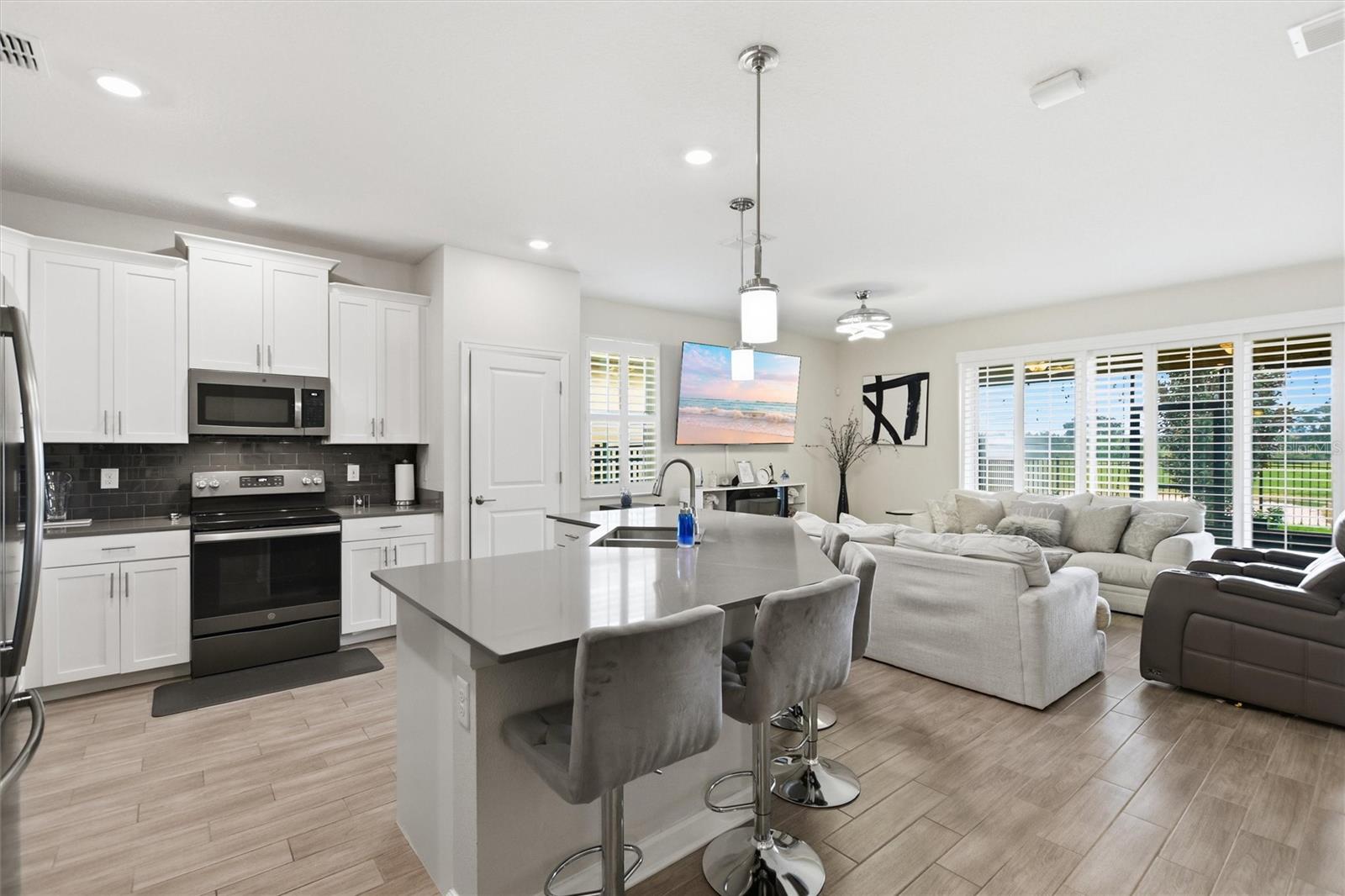 1077 Downswing Pl Property Photo 10