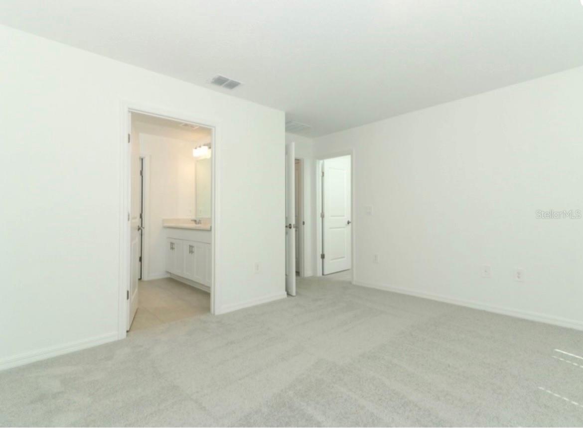 249 E Acorn Rd Property Photo 6