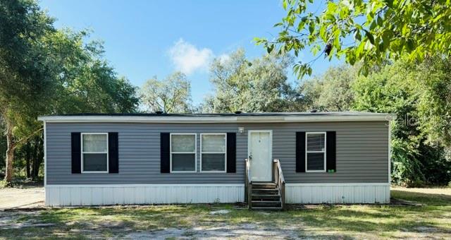 877 SE 38 WAY Property Photo 1