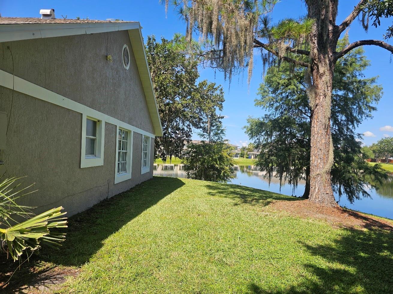 2351 Water View Loop Property Photo 4