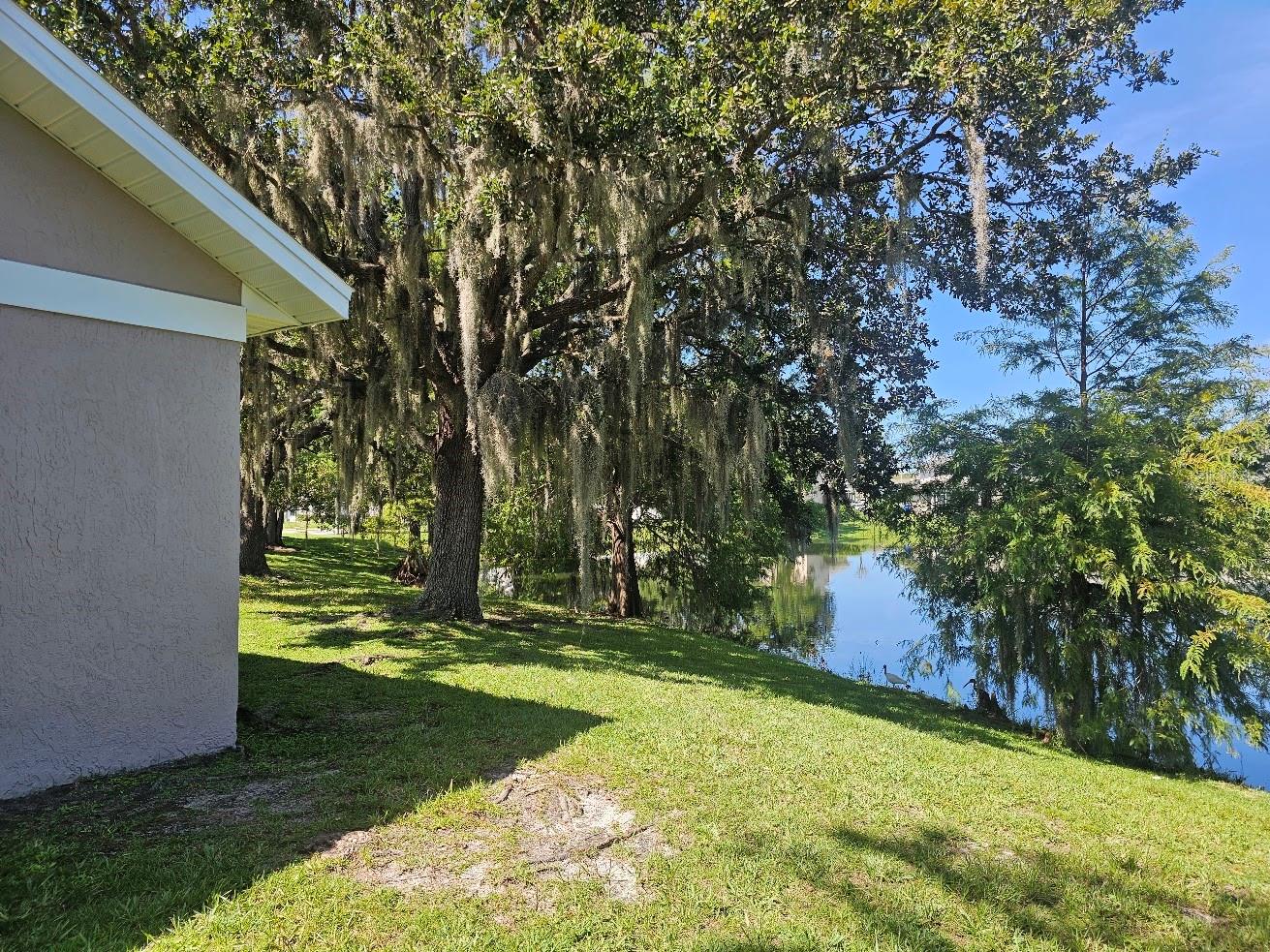 2351 Water View Loop Property Photo 5