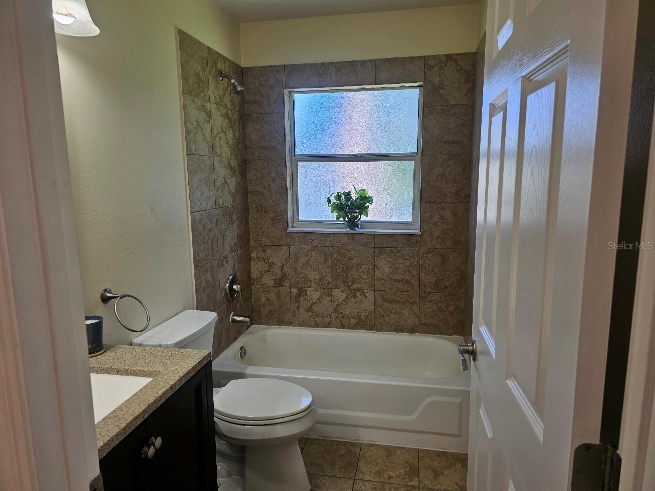 2351 Water View Loop Property Photo 11