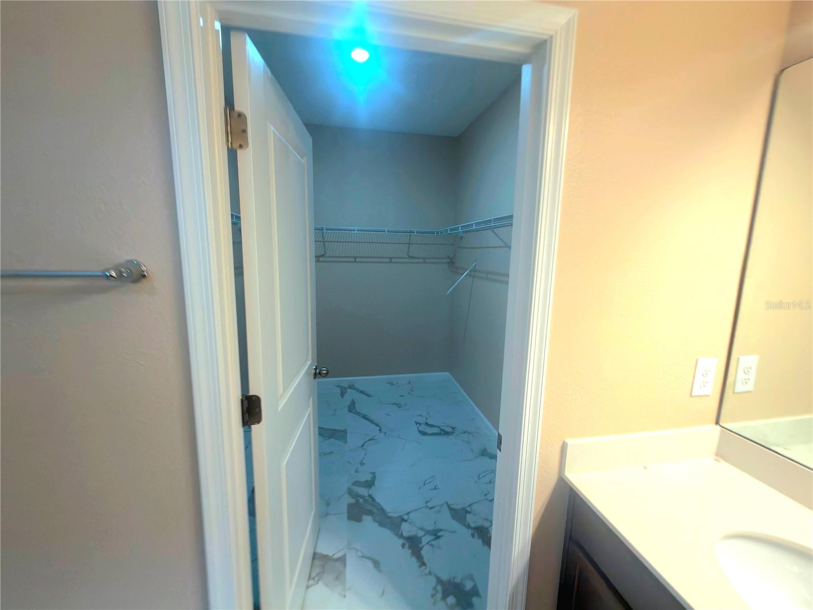 5583 Toulouse Ln Property Photo 13