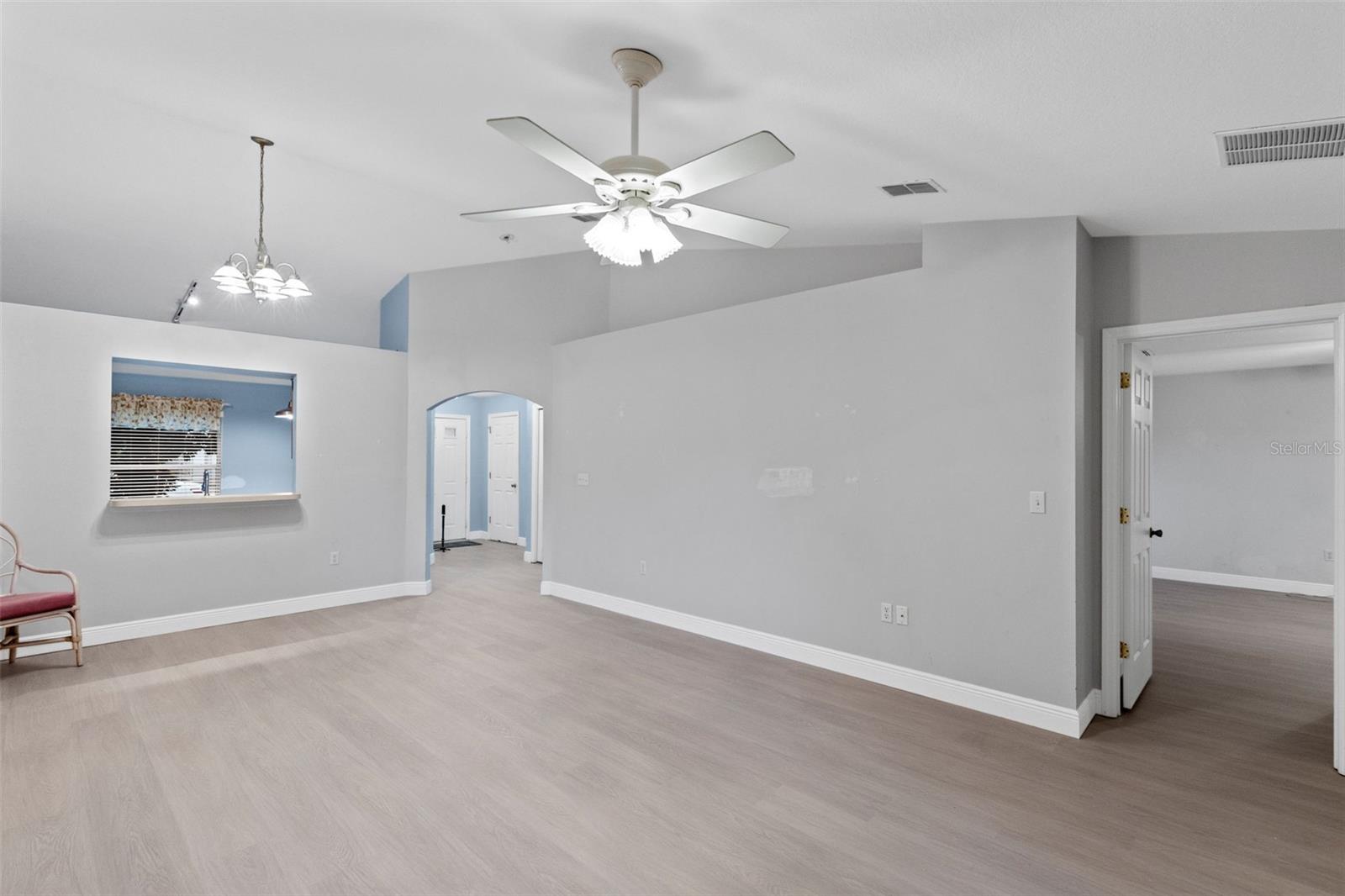 3365 Celena Cir Property Photo 4