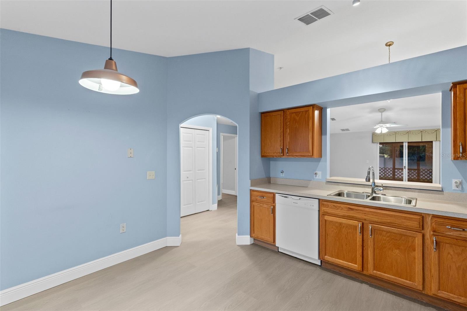 3365 Celena Cir Property Photo 7