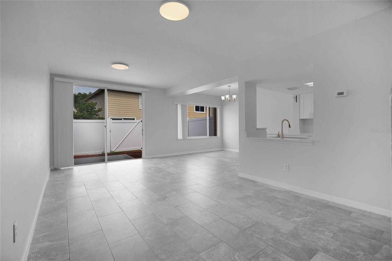 125 Australian Way Property Photo 8