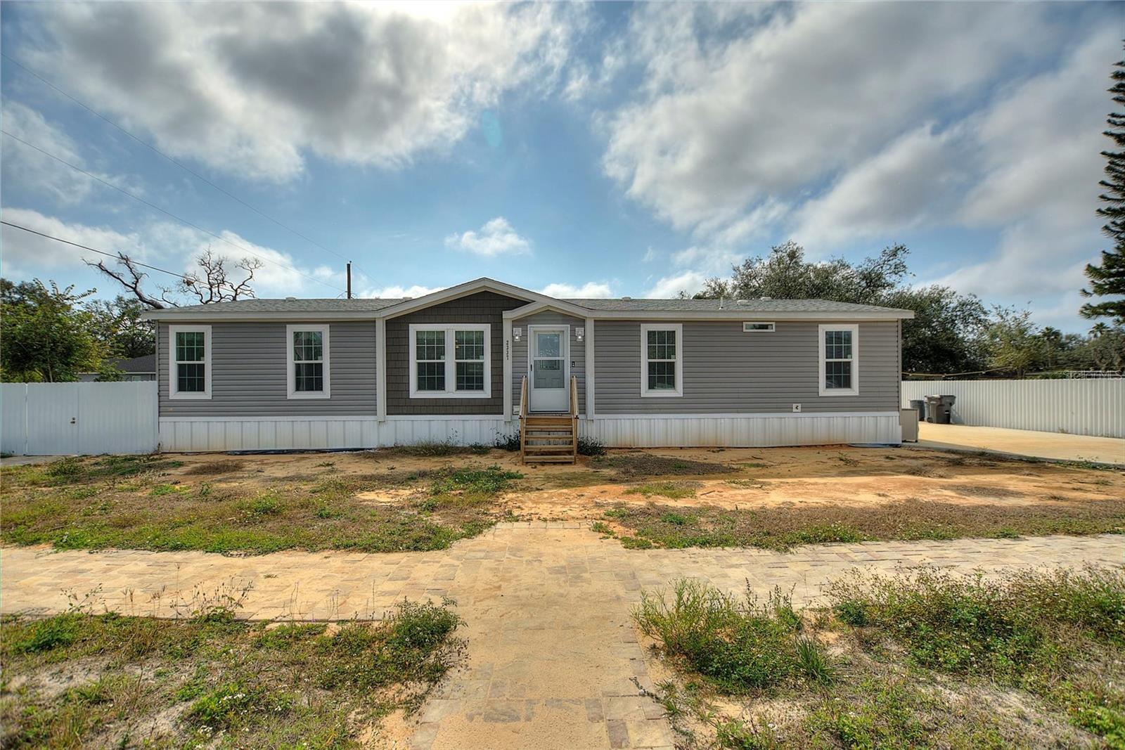 2337 E Main St Property Photo 18