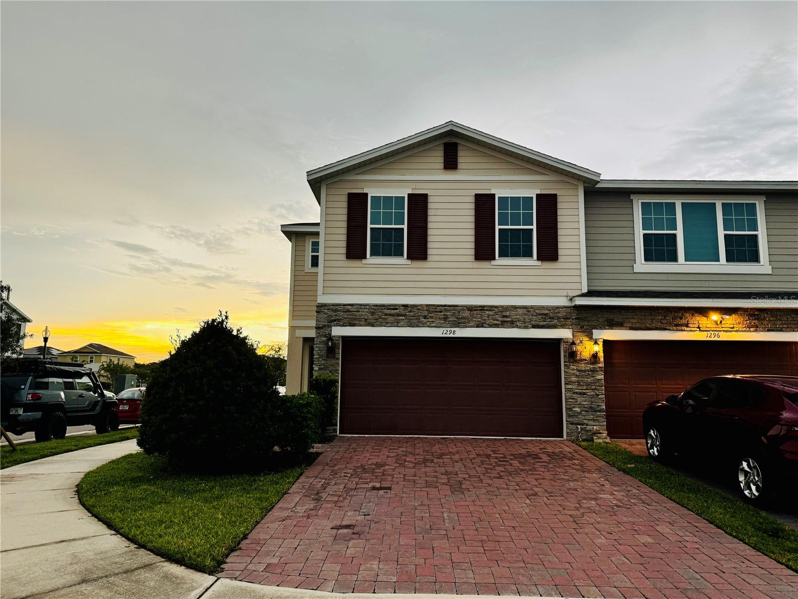 1298 Wispy Cypress Dr Property Photo 1