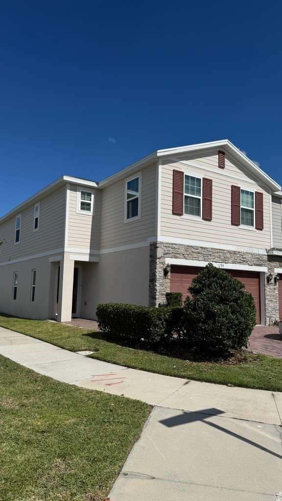 1298 Wispy Cypress Dr Property Photo 2