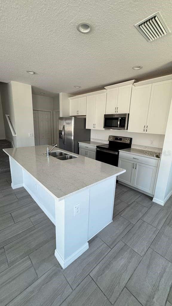1298 Wispy Cypress Dr Property Photo 7