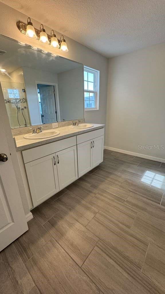 1298 Wispy Cypress Dr Property Photo 16