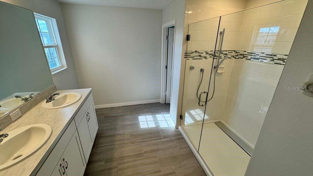 1298 Wispy Cypress Dr Property Photo 17