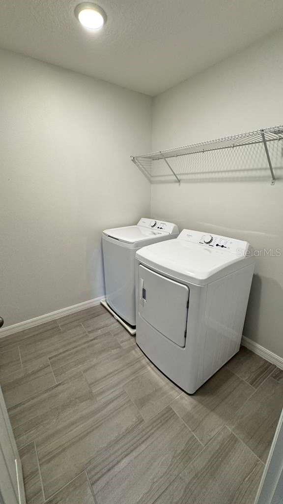 1298 Wispy Cypress Dr Property Photo 26