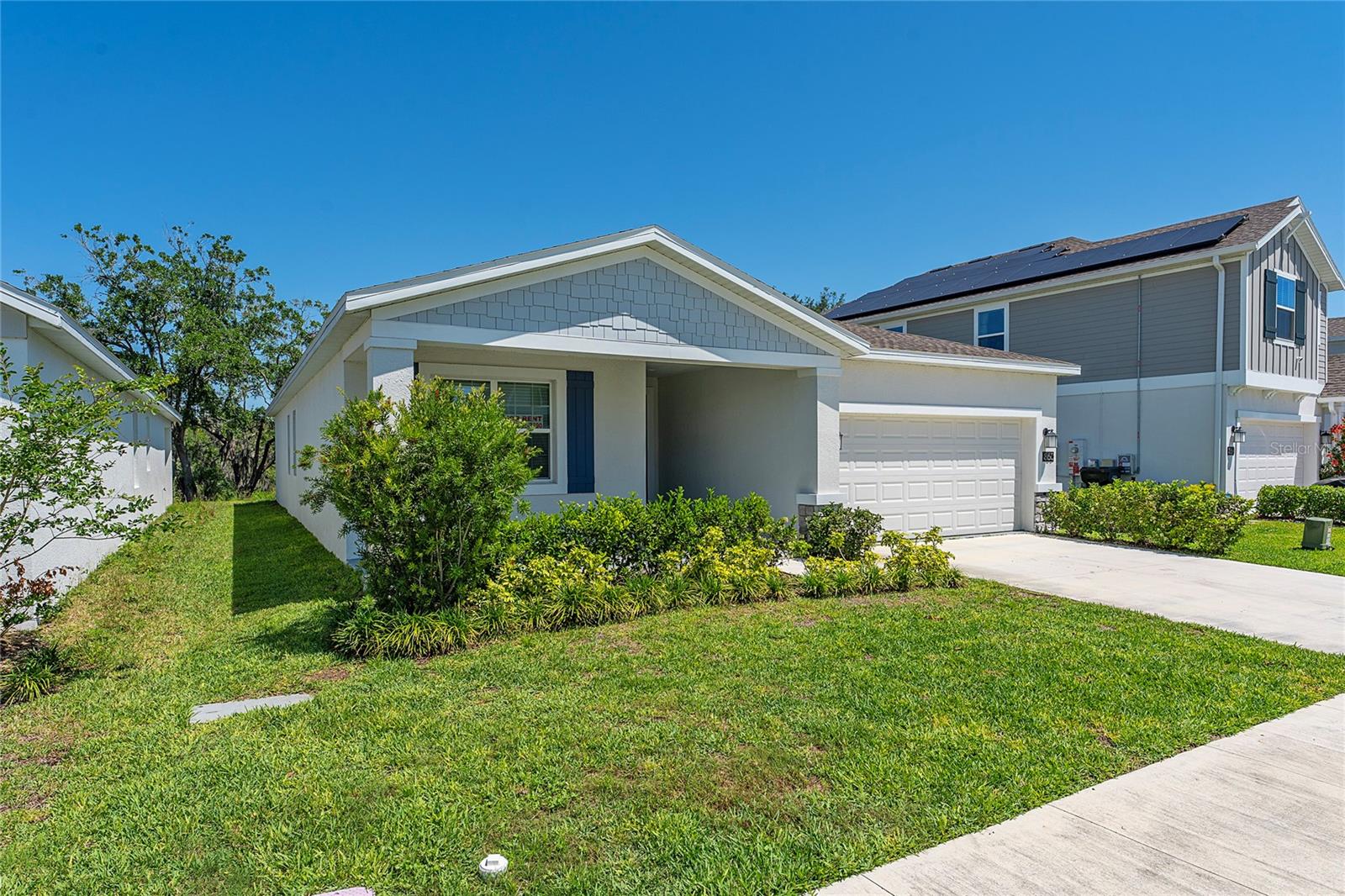 860 Daring Dr Property Photo 4