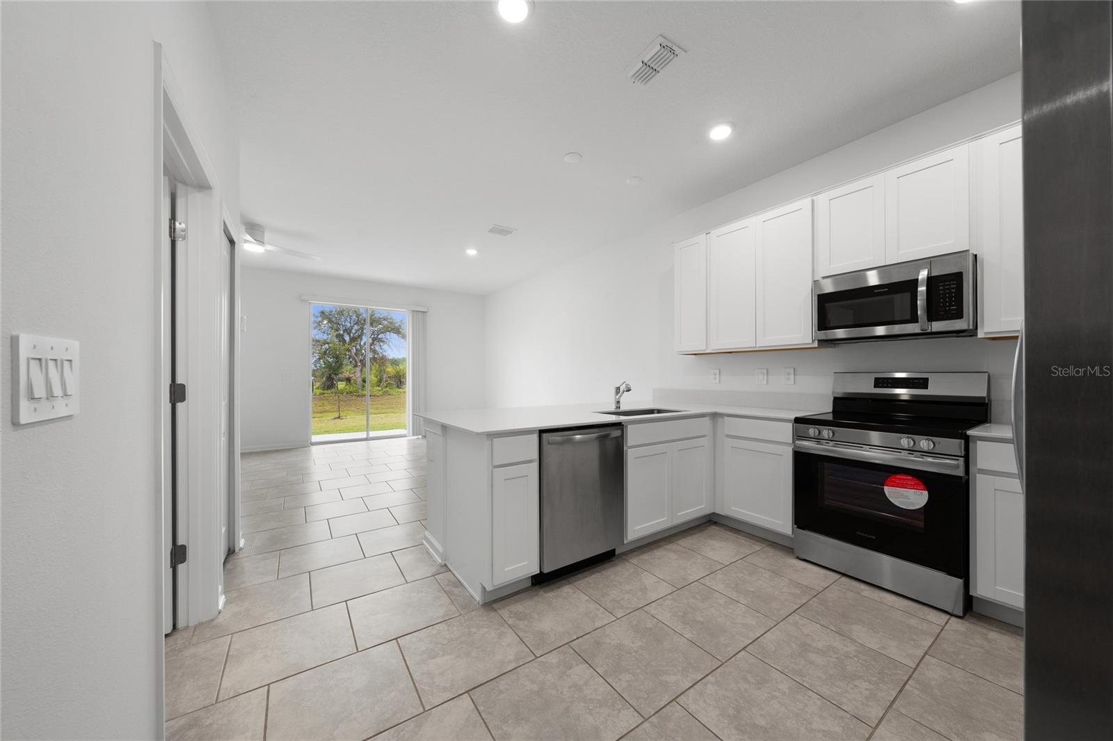 3319 Laurent Loop #3319 Property Photo 6