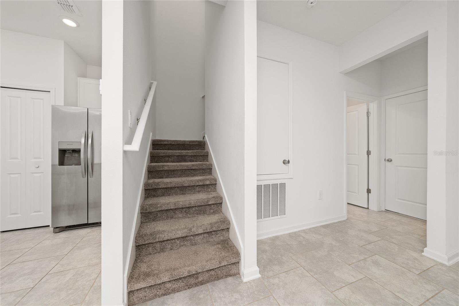 3330 Laurent Loop #3330 Property Photo 4