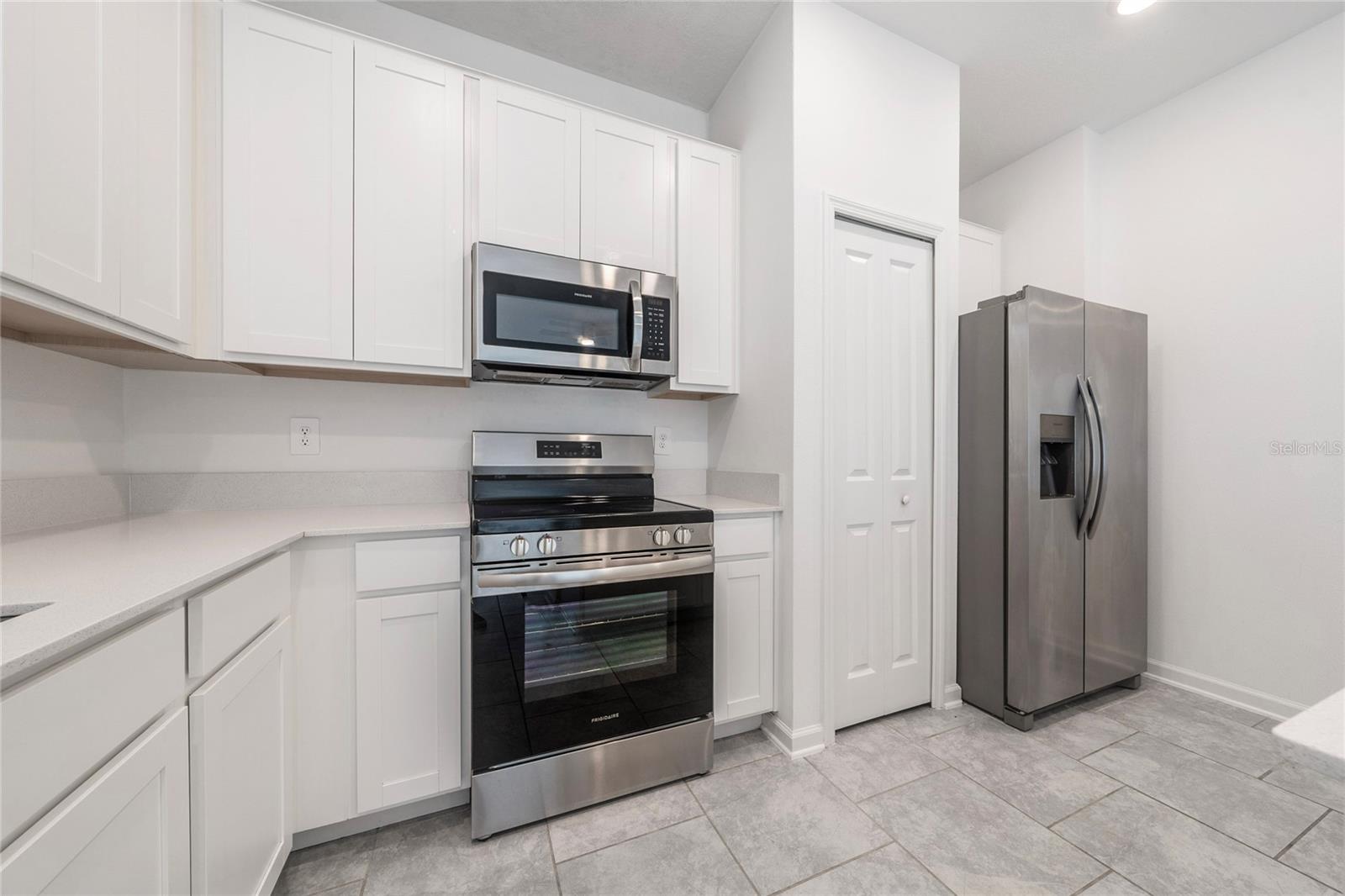 3330 Laurent Loop #3330 Property Photo 9