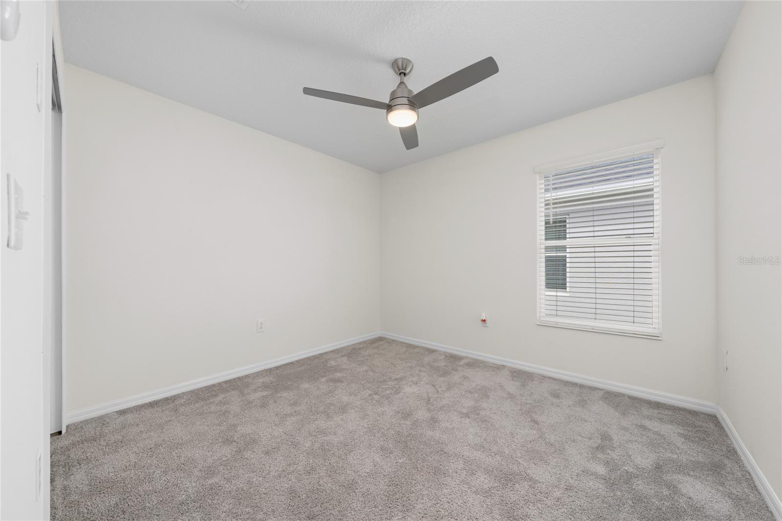 9061 Oscraft Dr Property Photo 5