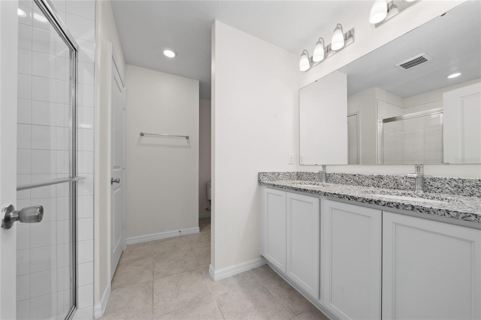 9061 Oscraft Dr Property Photo 15