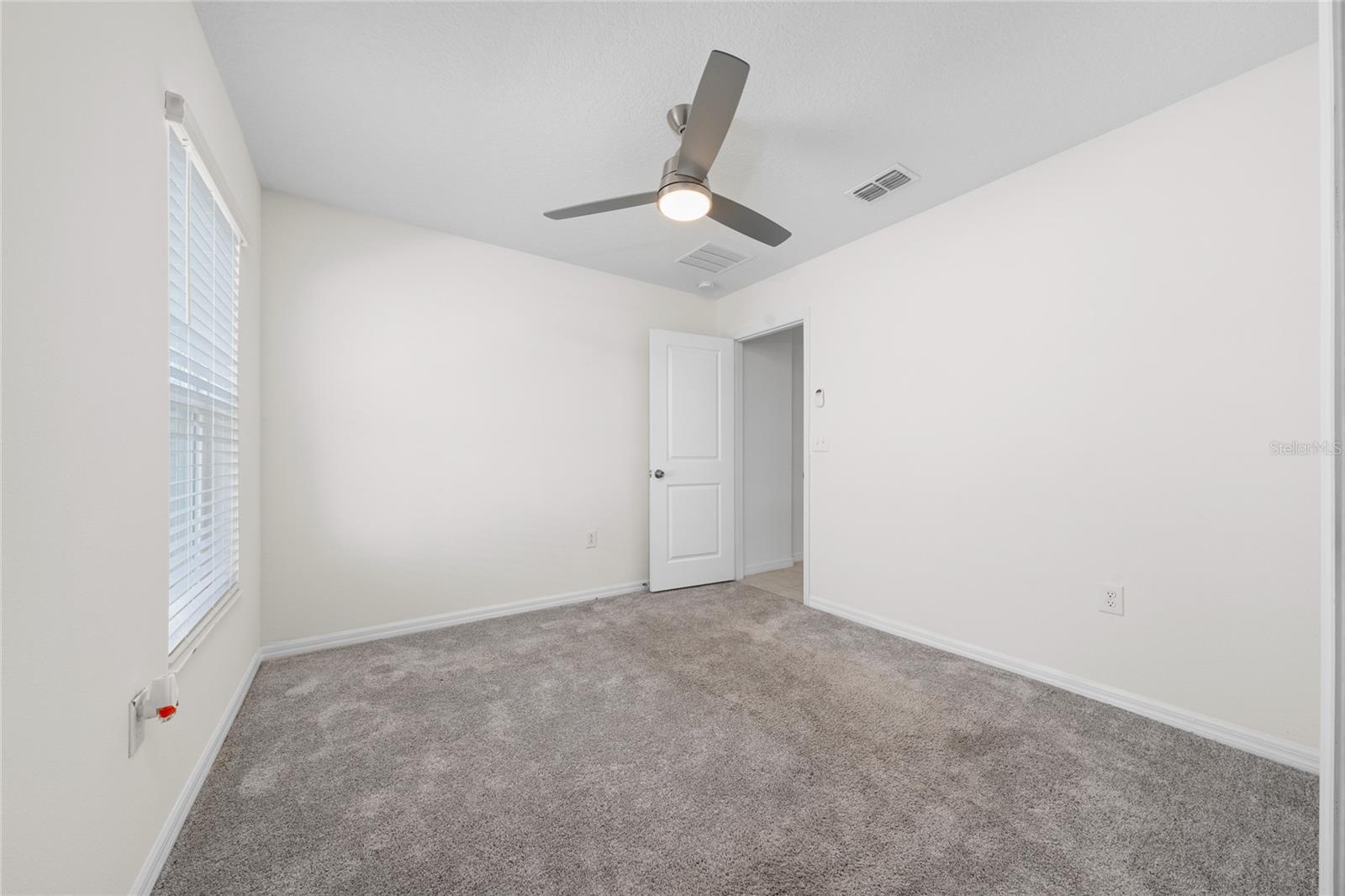 9061 Oscraft Dr Property Photo 19