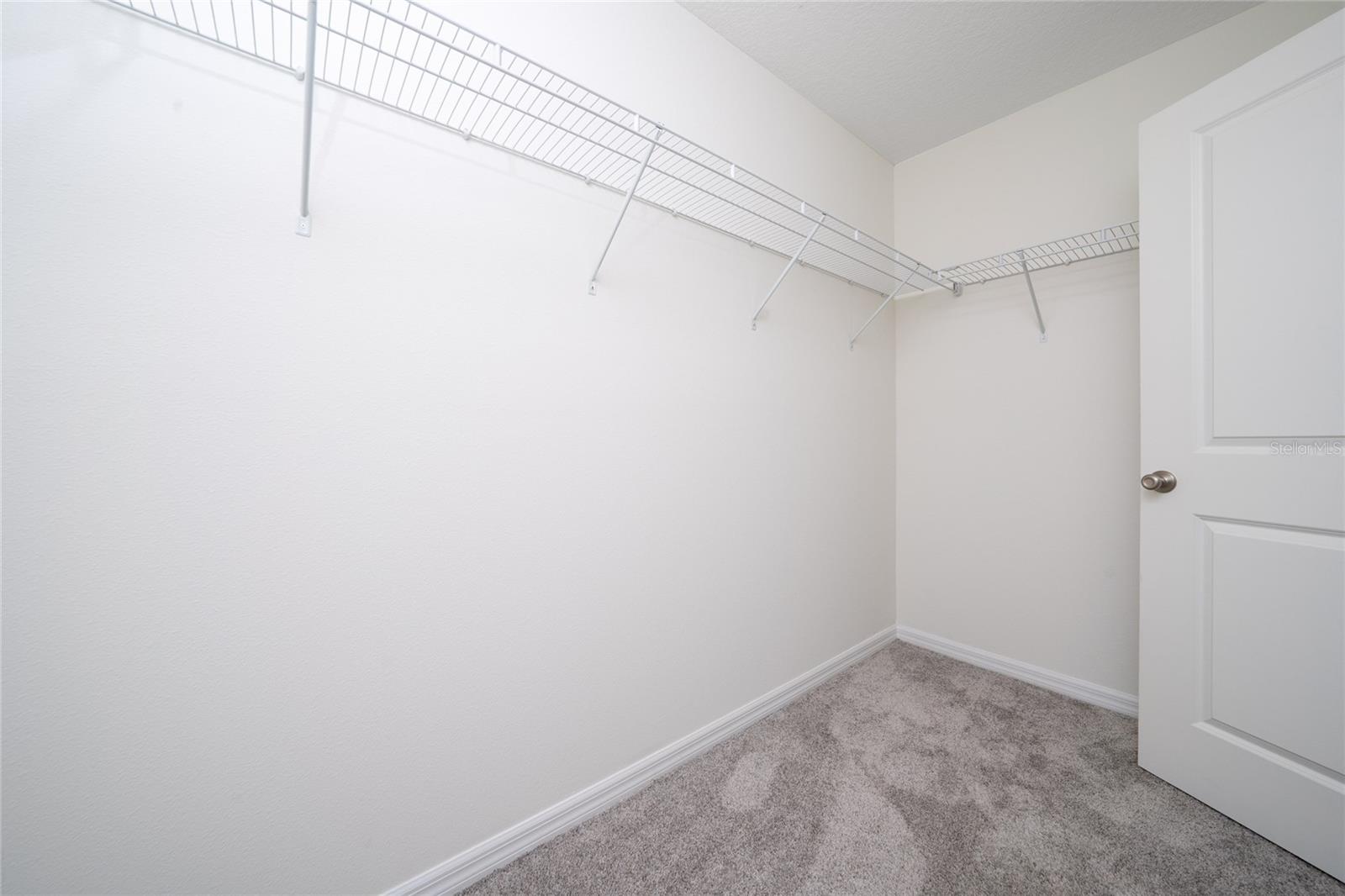 9061 Oscraft Dr Property Photo 22