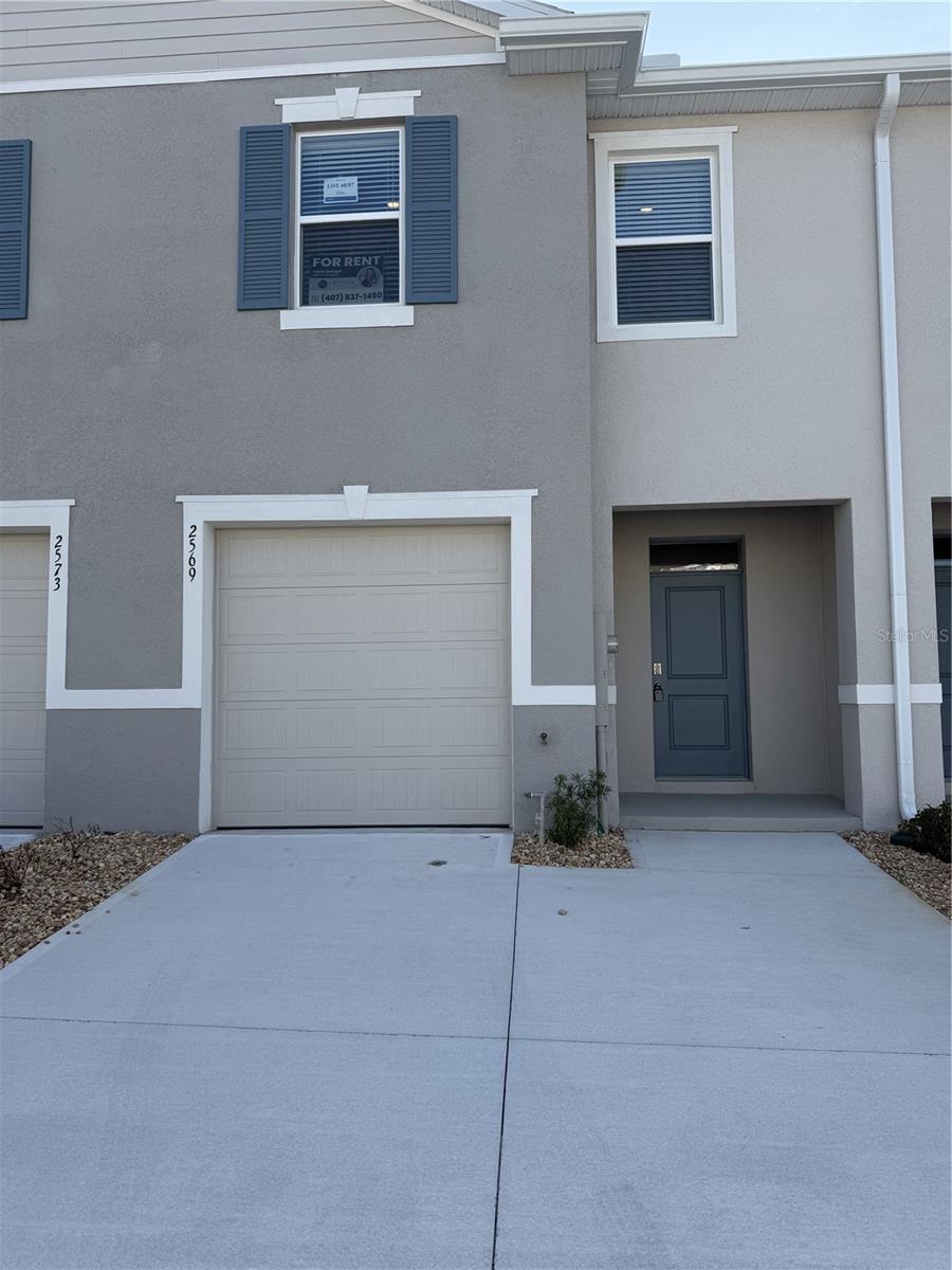 2569 Olympic Ct Property Photo 1