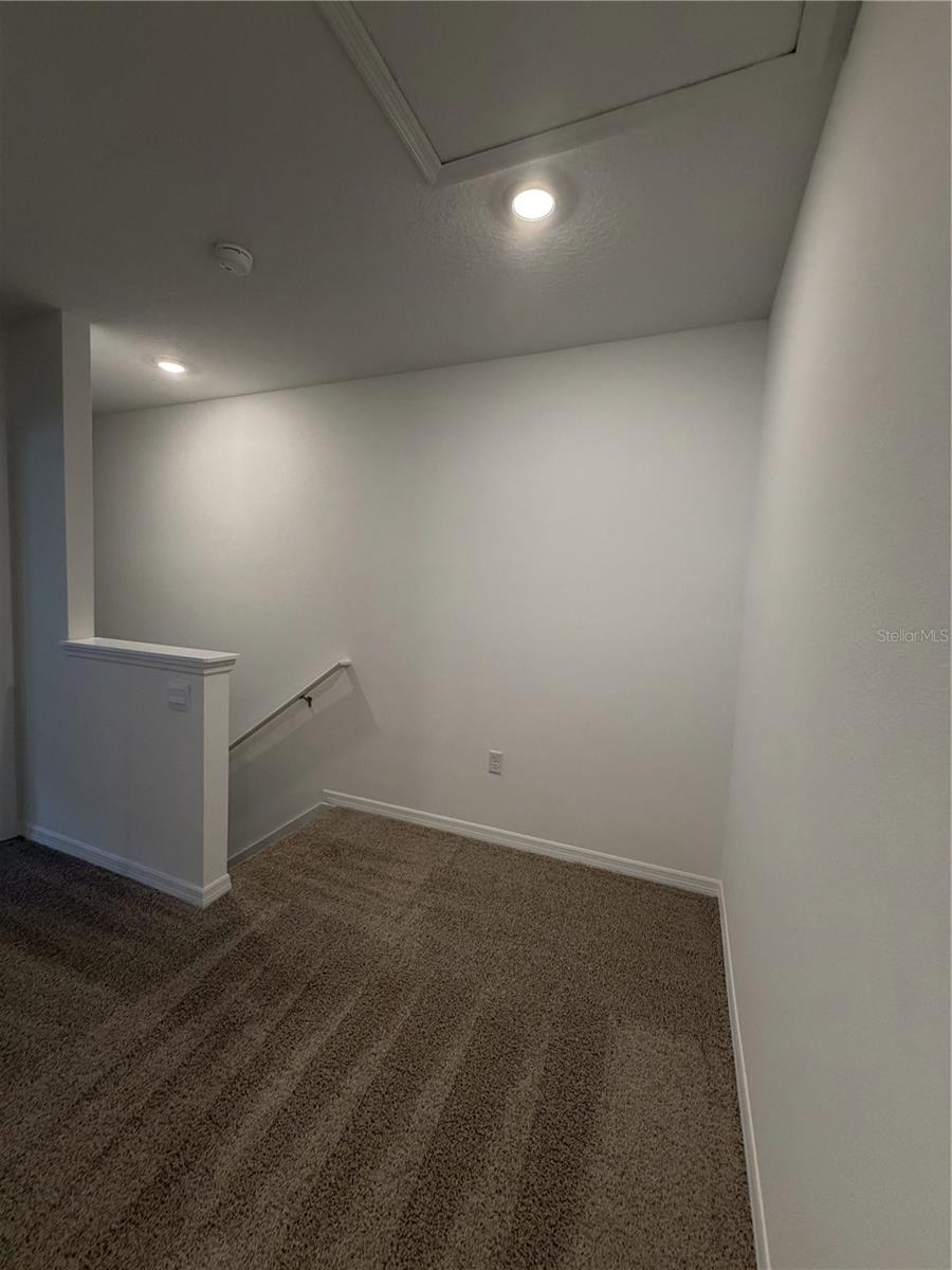 2569 Olympic Ct Property Photo 4