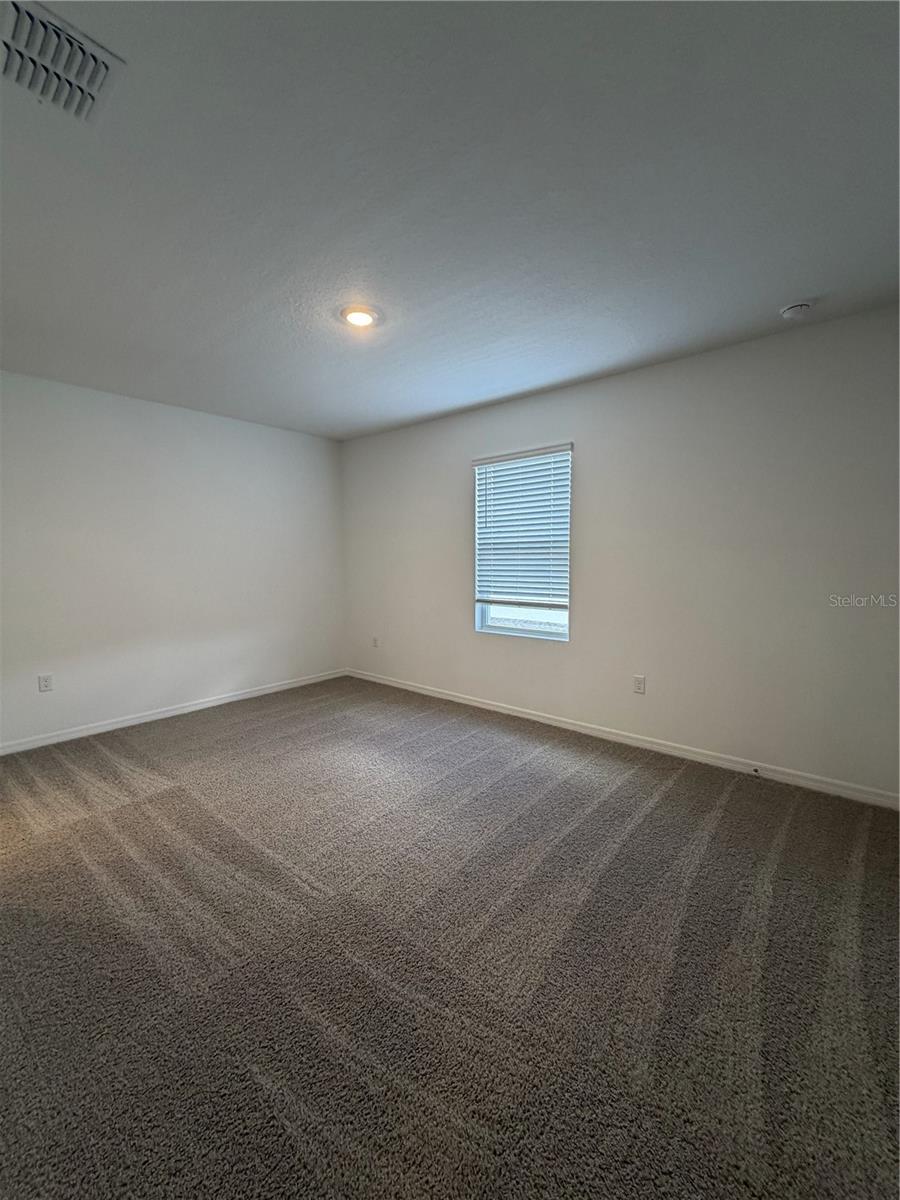 2569 Olympic Ct Property Photo 5