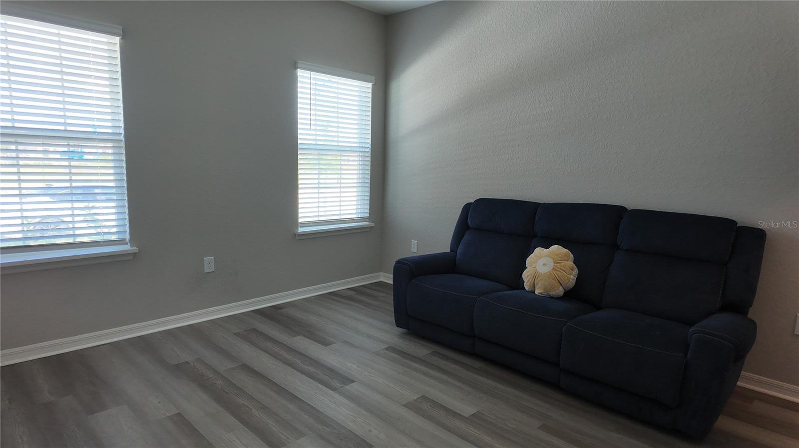 445 Silverbell Trl Property Photo 11