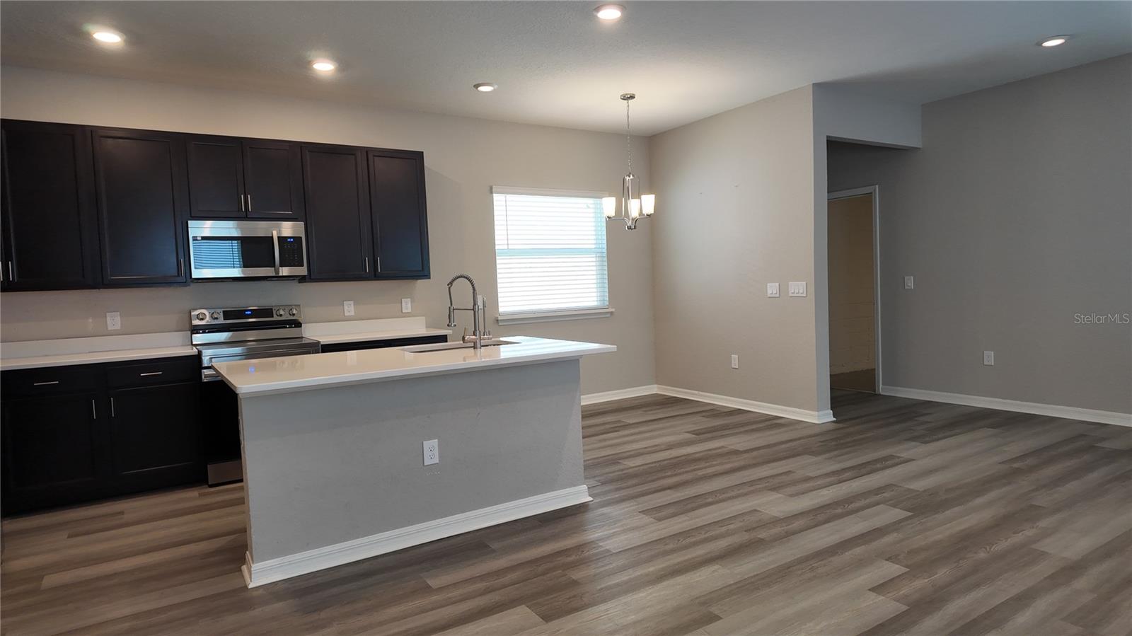 445 Silverbell Trl Property Photo 16