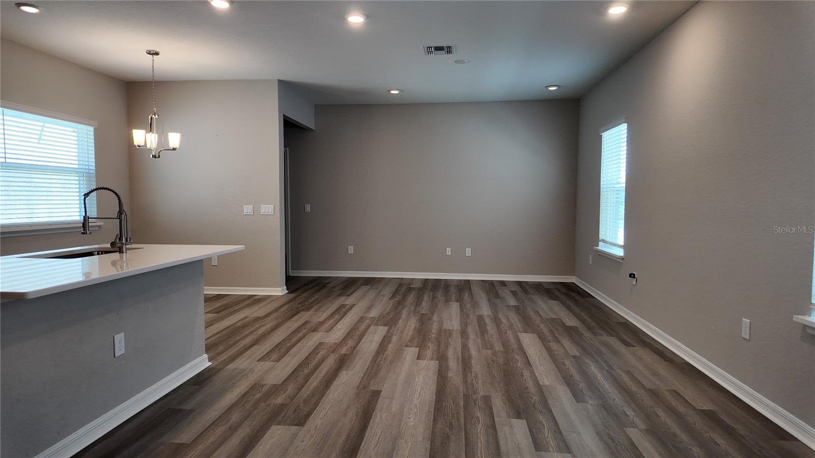 445 Silverbell Trl Property Photo 17