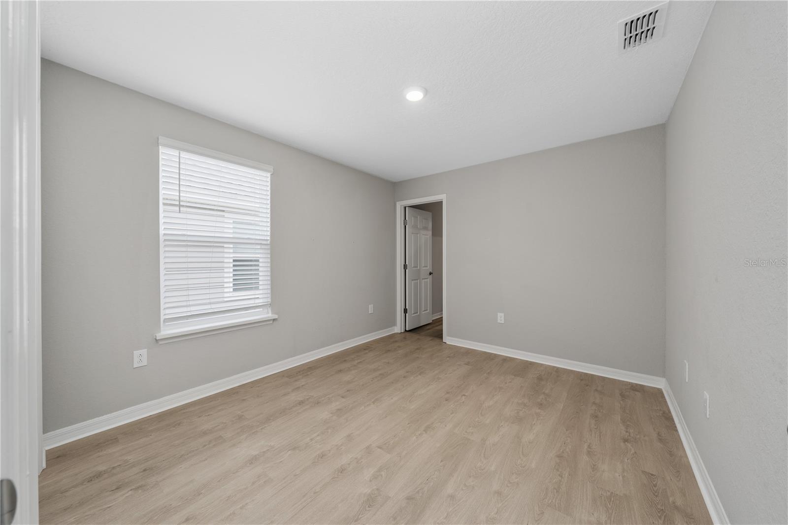 445 Silverbell Trl Property Photo 23