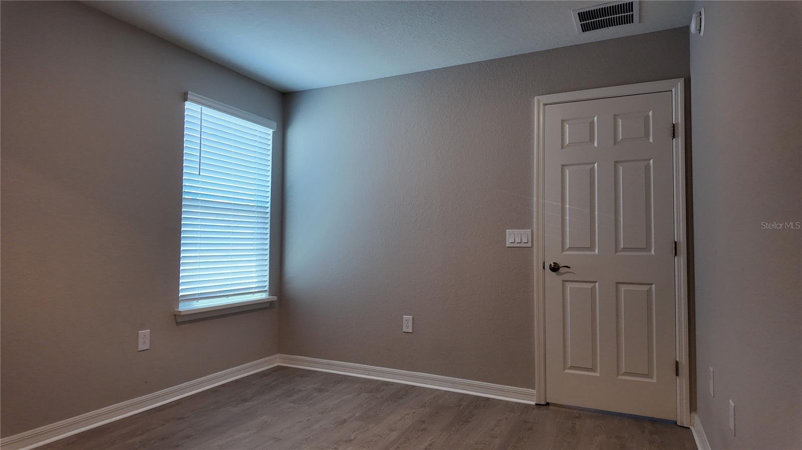 445 Silverbell Trl Property Photo 32