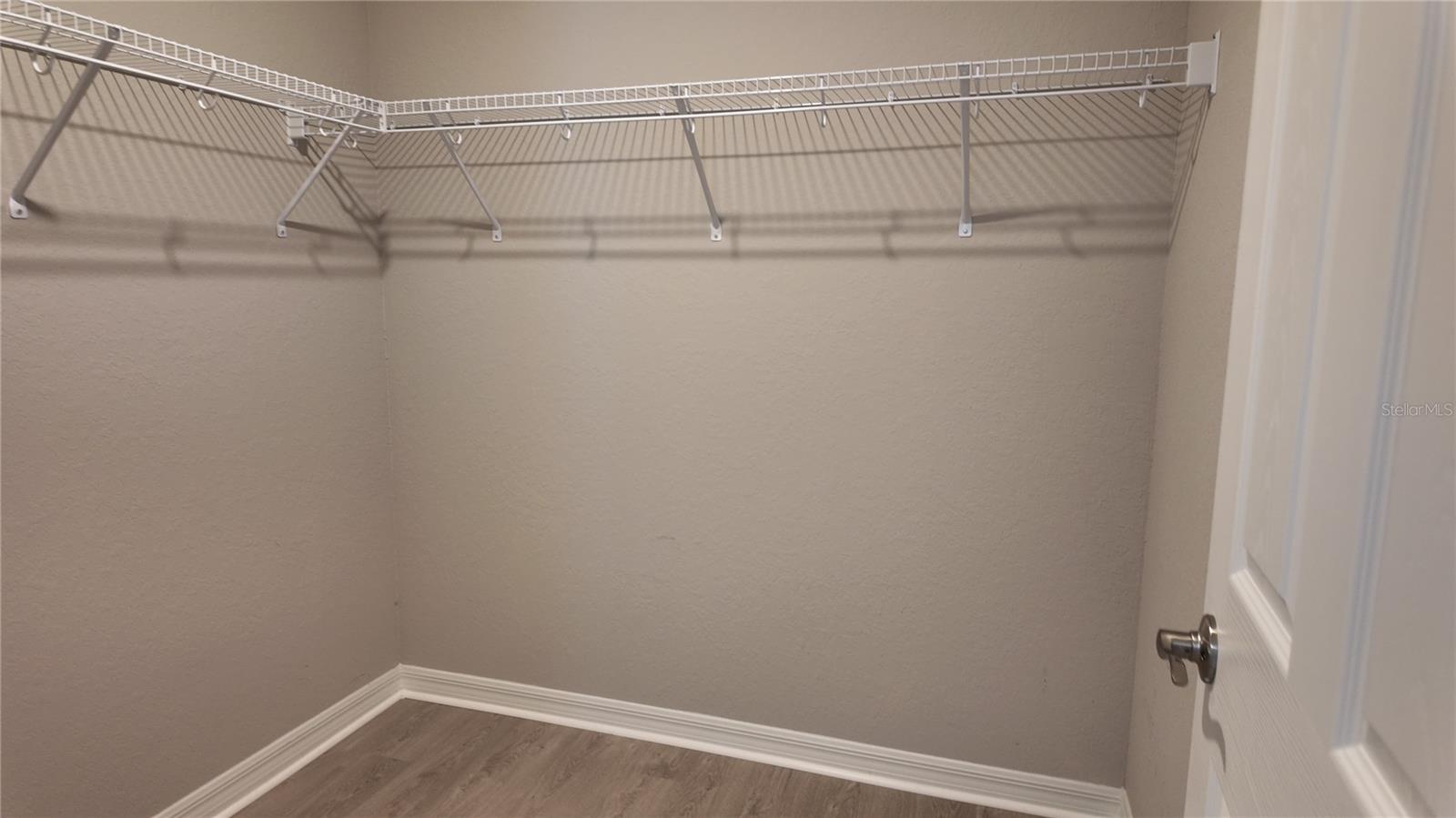445 Silverbell Trl Property Photo 33