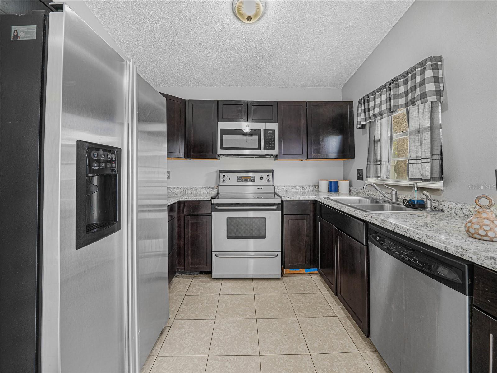 1665 Sailpoint Dr Property Photo 26