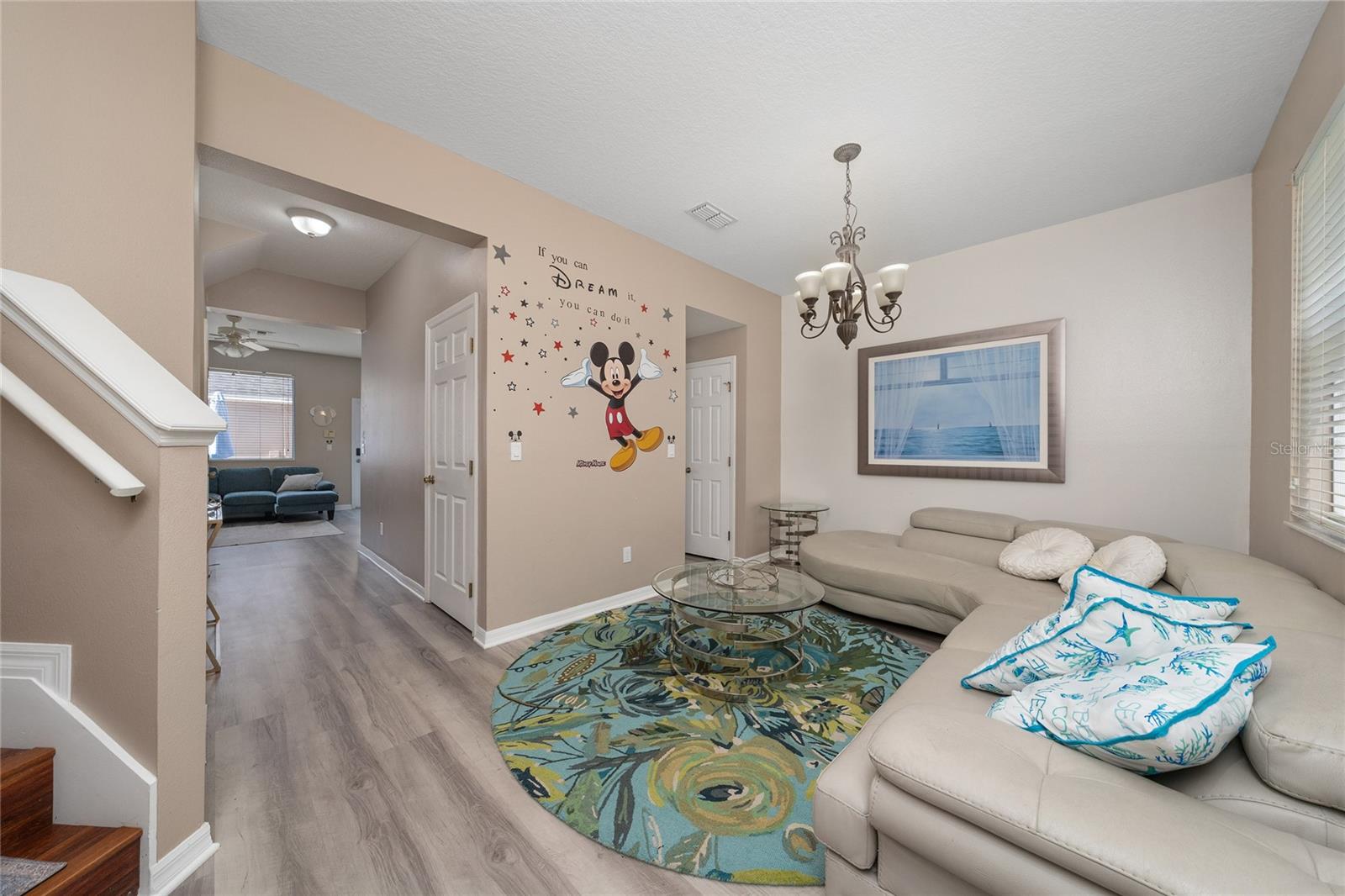 12744 Langstaff Dr Property Photo 4