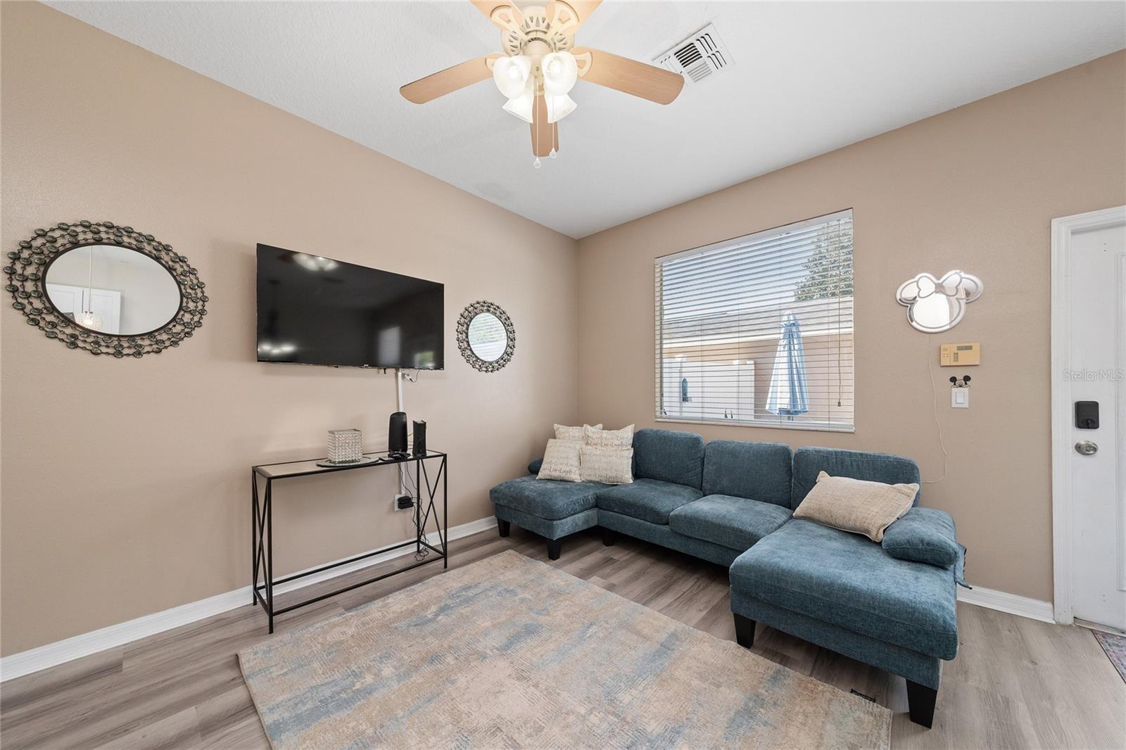 12744 Langstaff Dr Property Photo 8