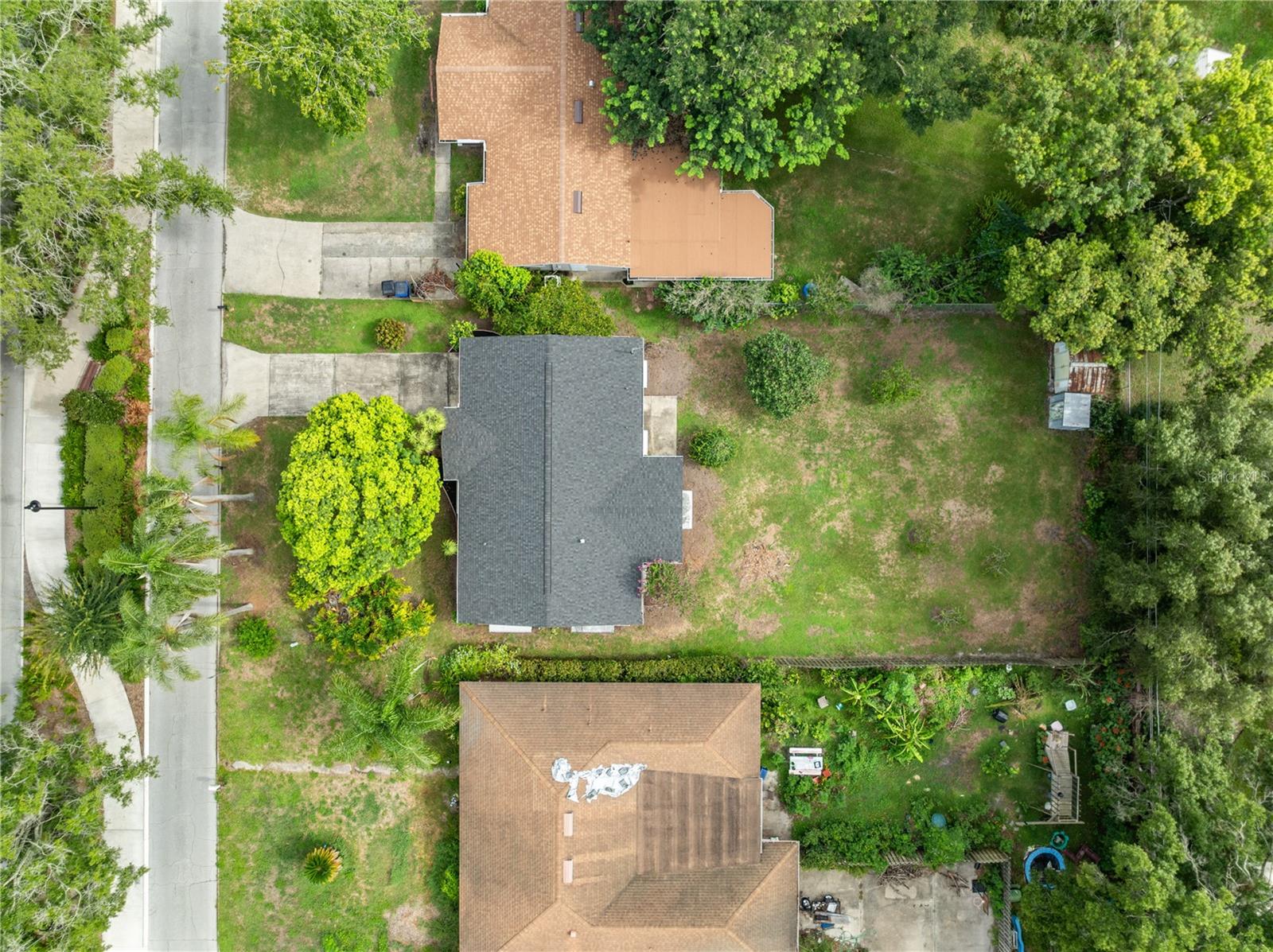 325 Florida Ave Property Photo 15