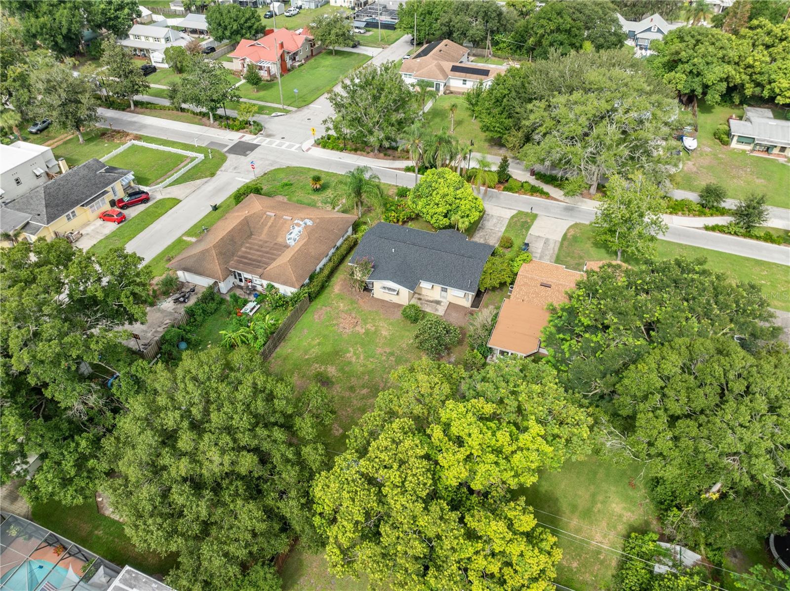 325 Florida Ave Property Photo 19