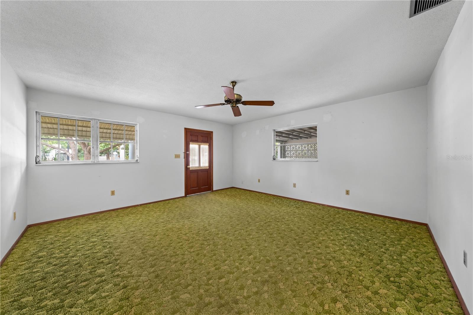 325 Florida Ave Property Photo 41