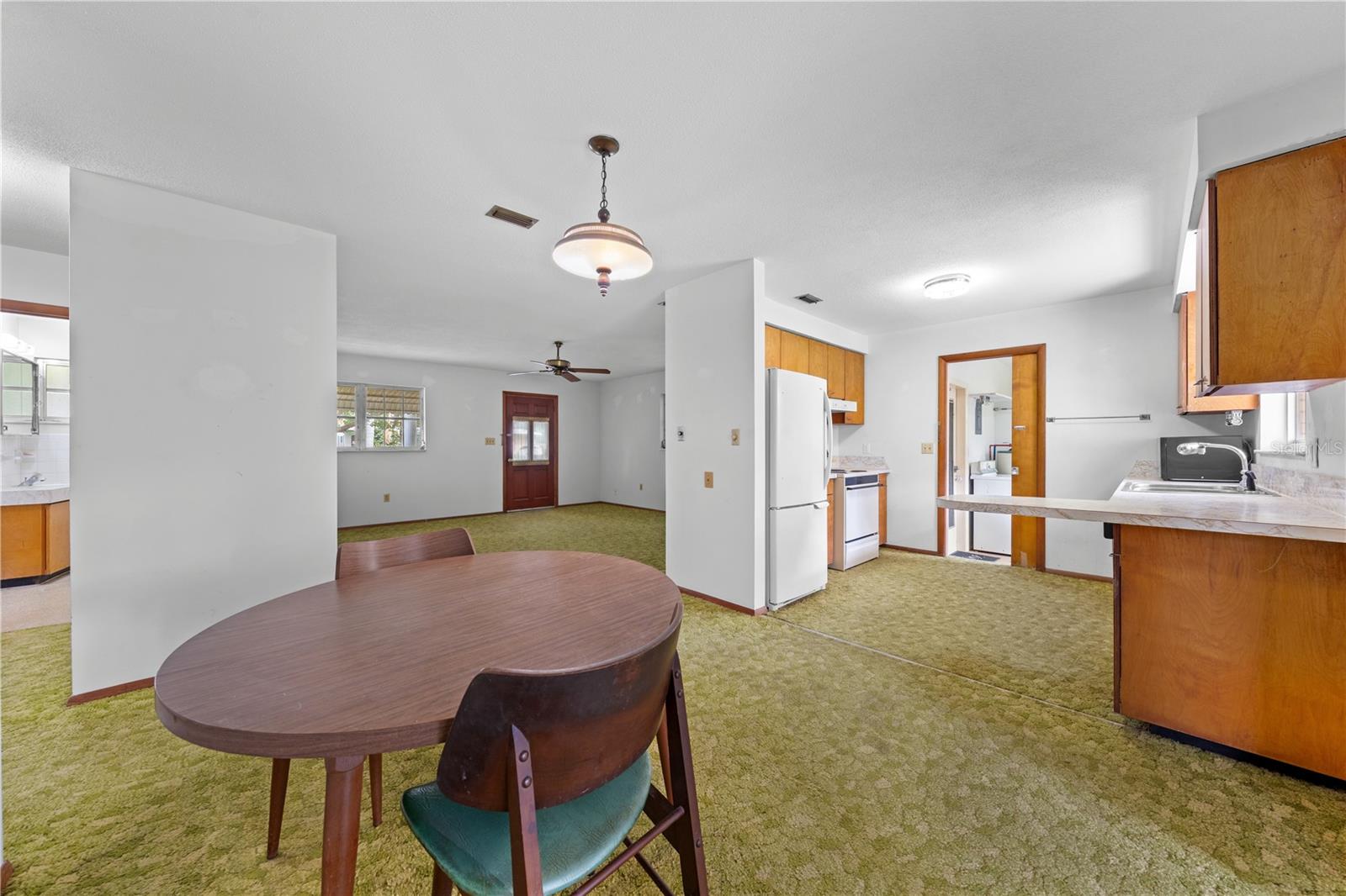 325 Florida Ave Property Photo 45