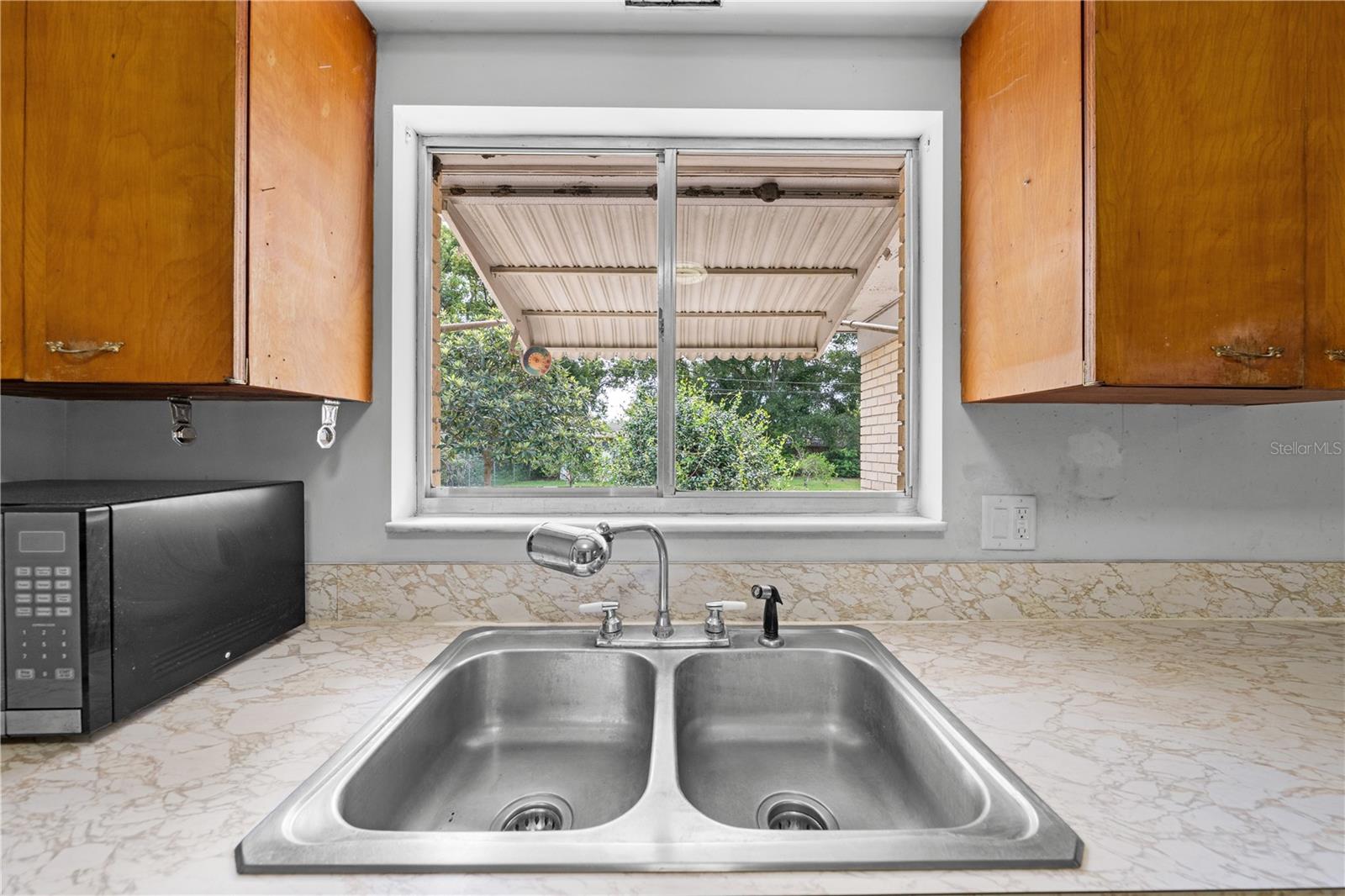 325 Florida Ave Property Photo 53